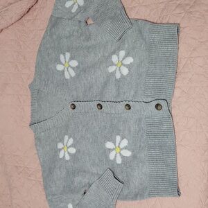 Grey daisy medium knitted sweater NEVER WORN but no tags